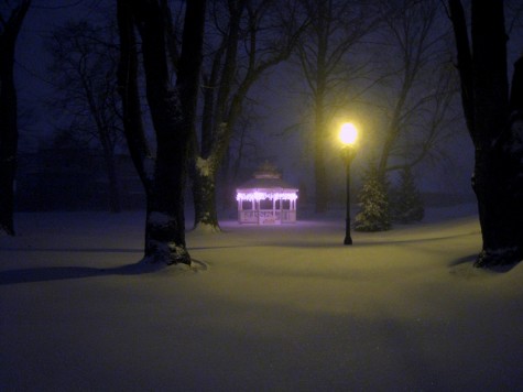 The gazebo at the corner of Lakeshore and Southern during the big snow storm on the morning of December 19, 2008.