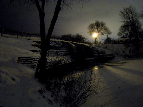 the bridge on the north side of Muskegon's Ruddiman Pond on the morning of December 18, 2008