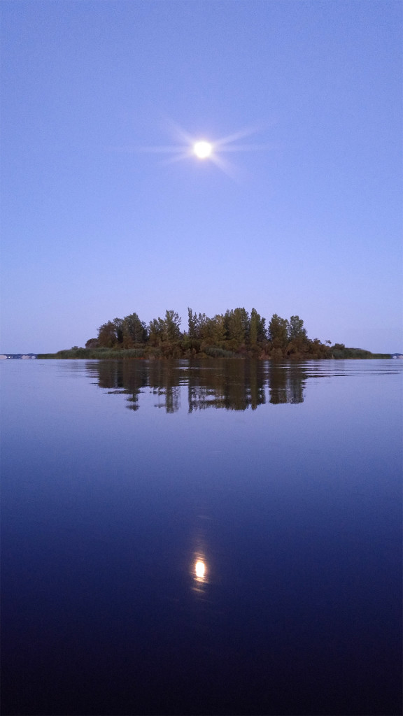 ull Moon Over Muskegon Lake, August 1, 2015